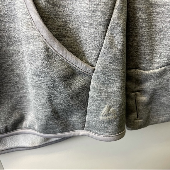 Reebok grey cowl neck sweater size medium - Picture 5 of 5